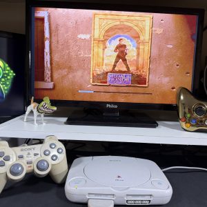 PlayStation 1, Play 1 + 3 jogos.
