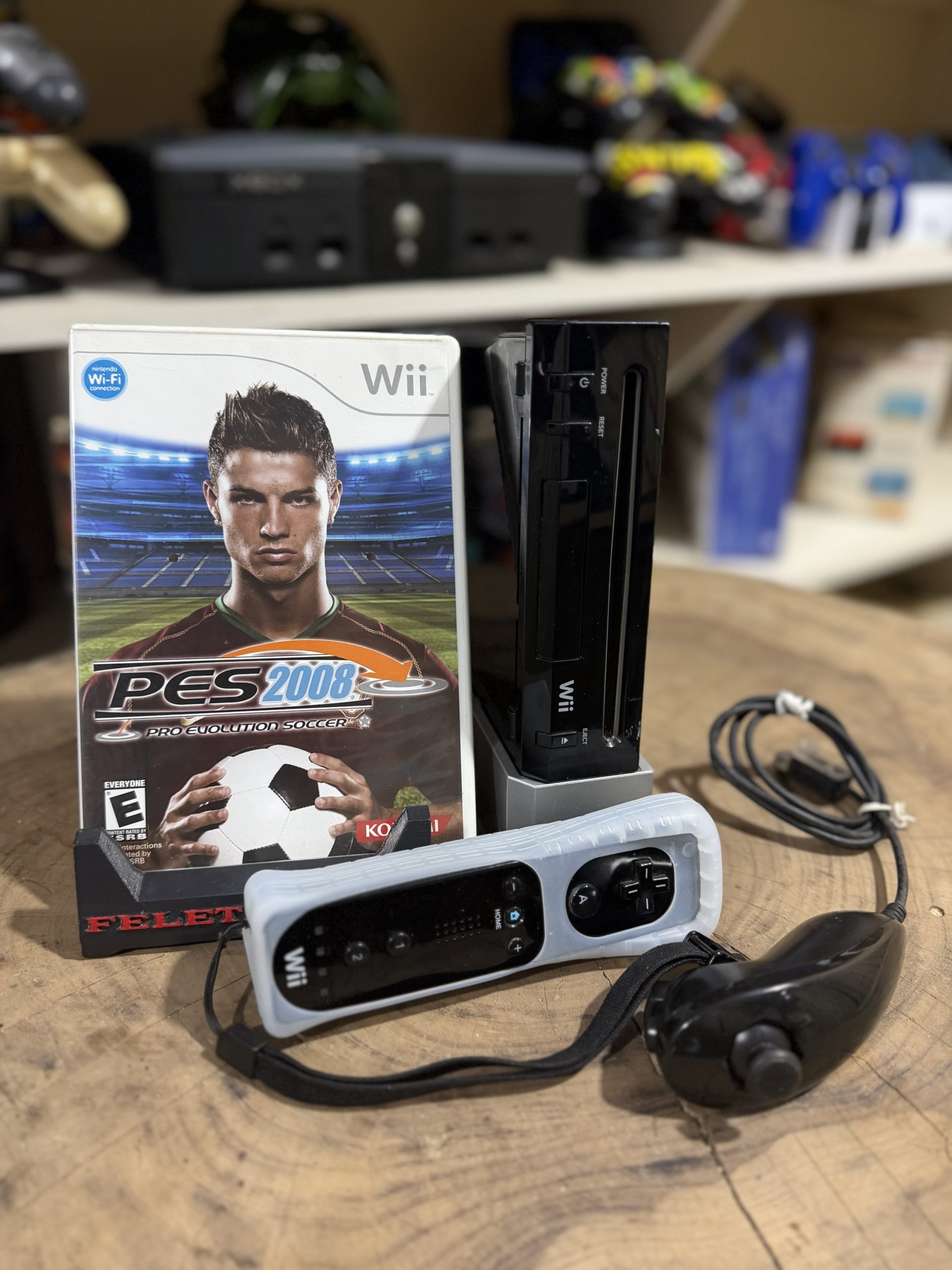 NINTENDO WII - BLACK - - Imagem 2